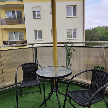 Prywatny Parking Apartament Zacisze By Rentoom Thorn Exterior foto