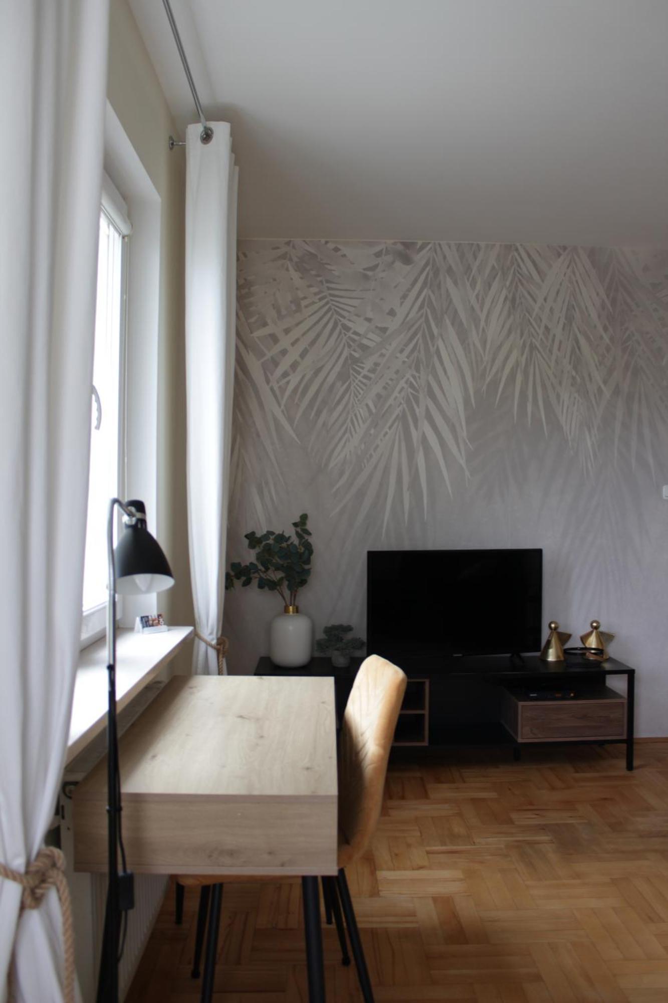 Prywatny Parking Apartament Zacisze By Rentoom Thorn Exterior foto